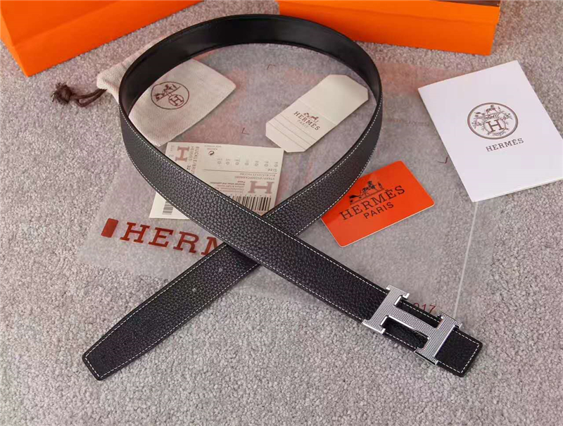 HERMES 愛馬仕 原版進口牛皮 雙面使用 進口機車車線 不銹鋼扣頭