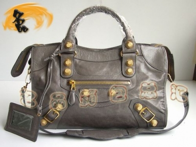 084332B ۿ (jng)C܇ BALENCIAGA һɫţƤб