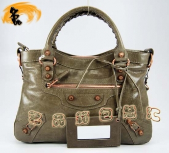 240557C  ҆μ MƤrŮ BalenciagaC܇  yɫ