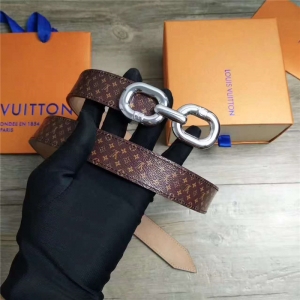 LV · CUT MONOGRAM p LVƤ LVŮʿ yϻ