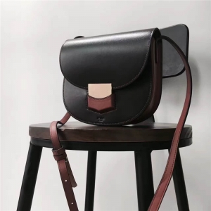 Celine ِ Trotteur С̖ţƤ  Ůʿμб淭w͹ŰR ȴut