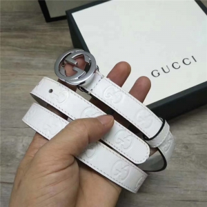 Gucci ¿ MԭСţƤ Ůʿ pG^ p ɫy