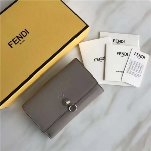 Fendi ҵ 0383 2017O(sh)Ӌ(j)ܛƽyСţƤЊA ٭h(hun) 