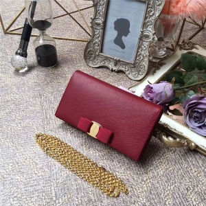 22B875 Ferragamo Ľ ɫVaraY(ji) ๦С t