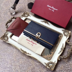 224633 FerragamoĽ ̖ R wʽX {(ln)ɫ