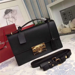 21E099 FerragamoƸĽ ͹ŷ ̖ μ ɫ