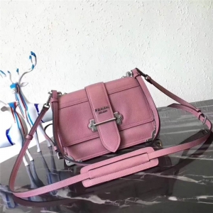 1BD095 Prada_(d) M(jn)СţƤ μб ۼt