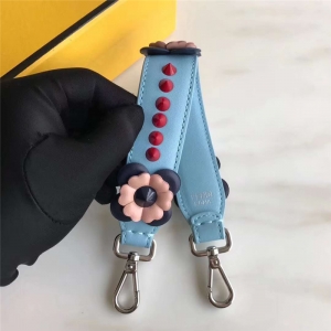 832 Fendiҵ  FT  Ųʶ̼玧 ˮ{ɫ