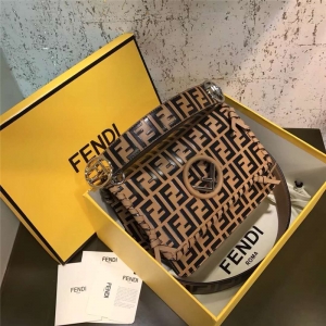 2821 Fendi bK pF͹yӡ־ wִ ɫ