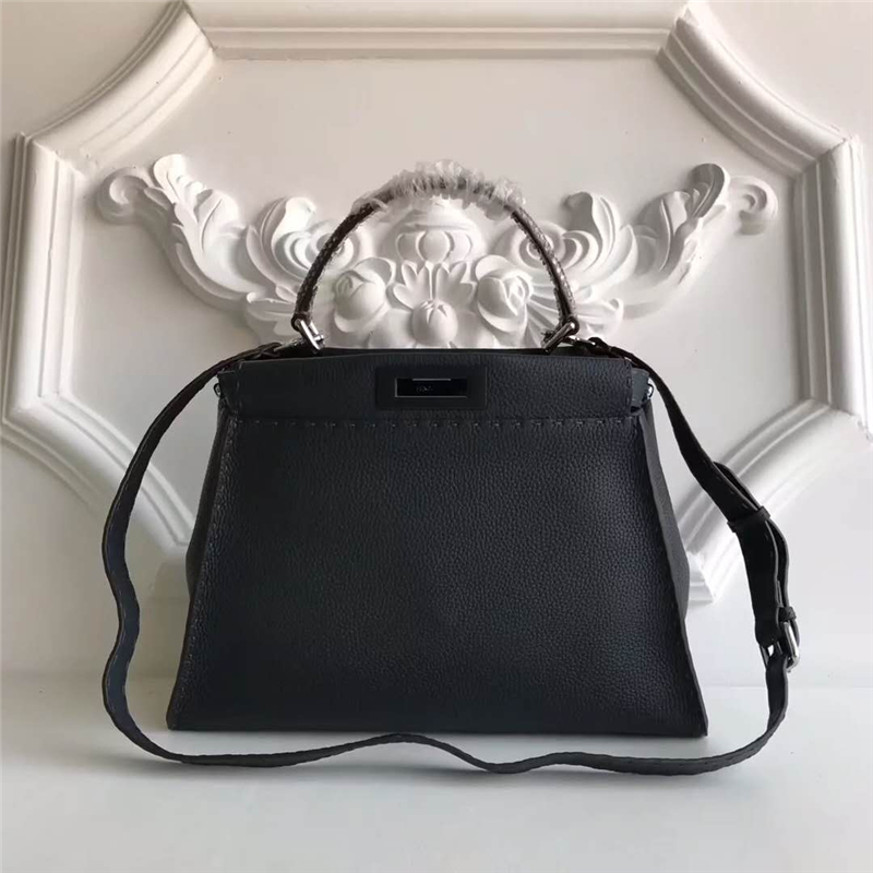 3106M FENDIҵ PEEKABOO Ƥ ֦yţƤ ɫ