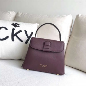 Burberry͌  ژn ذ ø ɫ