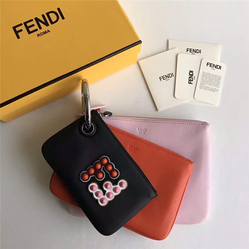 622 FENDIҵ F IS FEND h ƴɫTð ڳȷ