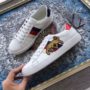 GucciЬ ͻCЬ Gucci͎\Ь GucciСЬ ɫ