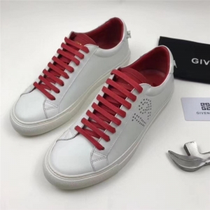 1952ϵ Glvenchy oϣЬ \Ь GlvenchyeЬ ٷ¿ ɫt