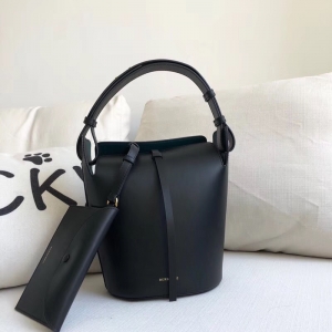 40732811 ͌¿ĸ The Bucket С̖ ƤˮͰ ɫ