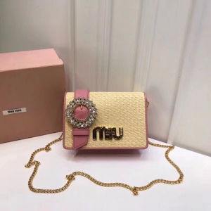 5BF068 MIUMIU¿ ݾƤ ˮ Diw  ϼtɫ