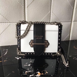 1BD045 Prada cahier (j)¿ TO(sh)Ӌ(j) _(d)μб 