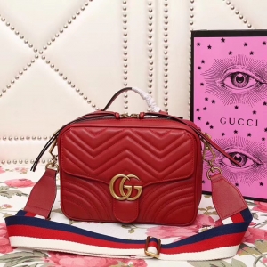 498100 Gucci GG Marmontϵ Wp w 米 t