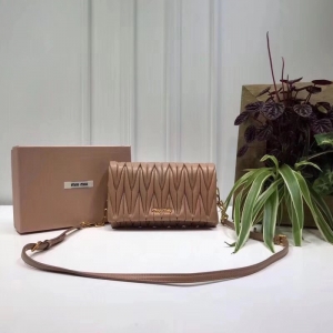 5BH017 MIUMIU ¿ ƤỨ͹y w 