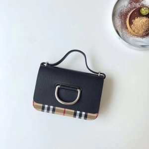 BurberryŮ ͌Ů Dͭh(hun) ͌ Burberry ɫ