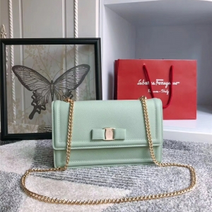 21G462 FerragamoƸĽ ƼyţƤ VaraY ̖ 朗lw ۾G