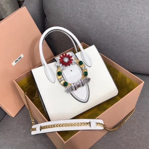 5BA043B MiuMiuŮ  ʯ@ ţƤɽy w^ִ ɫ