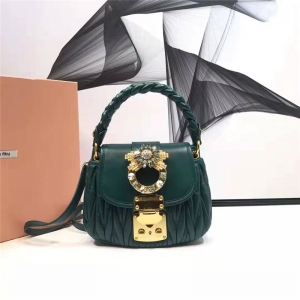 5BH111 MiumiuŮ MiumiuСƤ MiumiuС ևևμ īGɫ