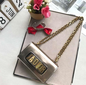 S9002 ϊWŮ Dior ϊW朗l Jadolr DiorСţƤ ɫ