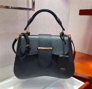 1BN002 Prada SidonieŮ _(d)ִ ̖ СţƤ _(d) ɫ