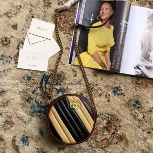 550154 Gucciִ GG Marmont бyWpƤ A Gucci米 