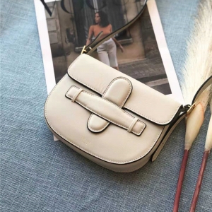 663 CelineŮ ِհ CelineС б ِR ɫ