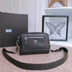 2VH063 Pradaμ SaffianoƤ Prada๦а ɫ