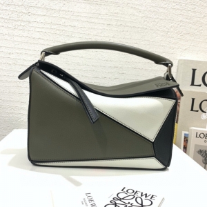 322 LOEWE_ Puzzle small Bag _С̖(ho)׺ΰ ܊Gɫ