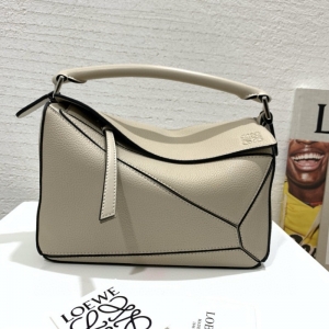 322 LOEWE_ Puzzle small Bag _С̖(ho)׺ΰ ̰ɫ