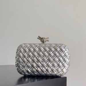 Bottega Veneta  Foulard IntreccioƤb BV yɫ