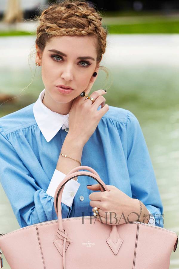 時尚博主嘉拉·法拉格尼 (Chiara Ferragni) 演繹全新路易·威登LV (Louis Vuitton) Lockit系列手袋大片