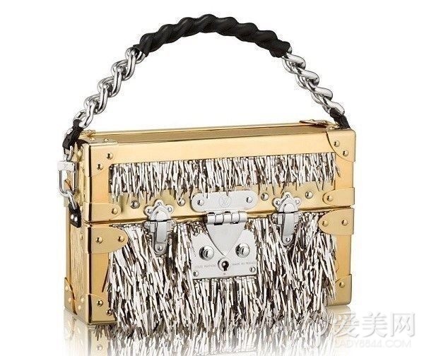 繼續(xù)奢侈風(fēng)向標(biāo) LV2015度假系列包袋