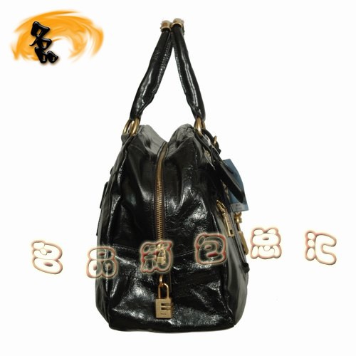 081117 PradaߙnŮ _rȫƤ Prada ɫ