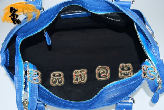 084328A  BalenciagaŮ   M(jn)Ƥr(sh)eŮ {(ln)ɫ