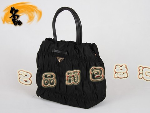 BN1703 普拉達防水尼龍帆布休閑女包 Prada手提包 最新款褶皺系列女士休閑包