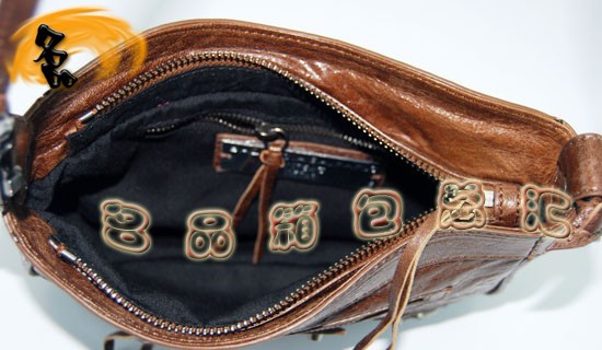 084980 進口羊皮時尚休閑女包 Balenciaga斜挎包 巴黎世家包 咖啡色