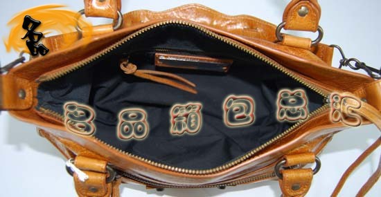 103208 Balenciaga機(jī)車包 巴黎世家單肩包 進(jìn)口油皮時(shí)尚女包 手提包 駝色