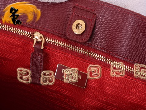 BN1844 Prada最新款十字紋進口牛皮女包 普拉達手提包 Prada手提包 紅色