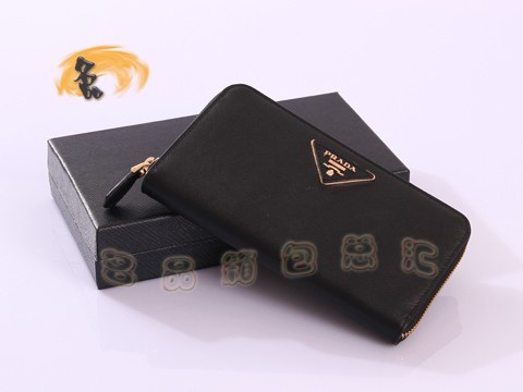 1M0506 Prada最新款十字紋牛皮拉鏈錢包 Prada錢包 普拉達長款錢夾 Prada女包 黑色