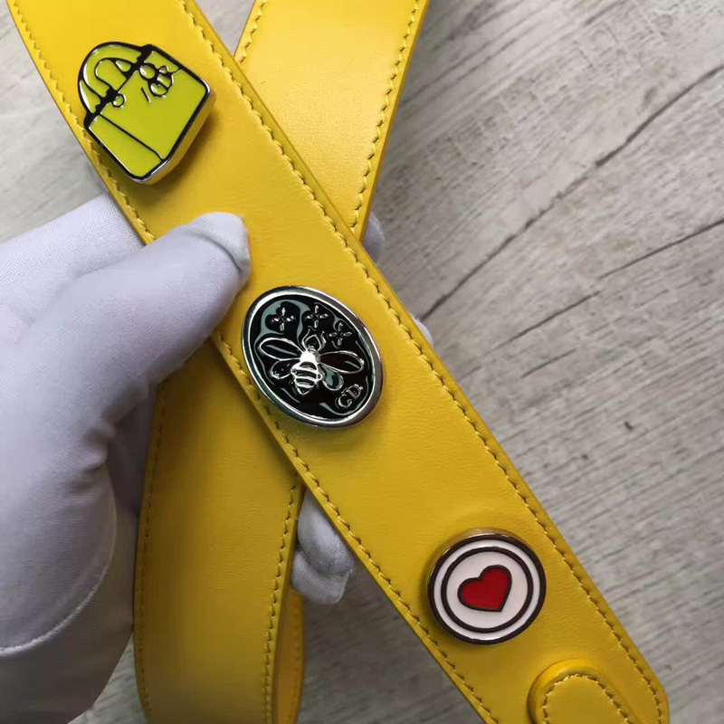 Dior LADY DIOR小羊皮手提包 2017新款迪奧徽章戴妃包 黃色