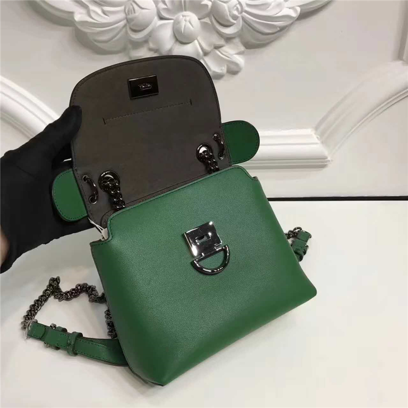 Fendi 芬迪 2017 秋冬T臺(tái)同款 MINI BACK TO SCHOOL 背包系列 可單肩可斜跨兩用 綠色