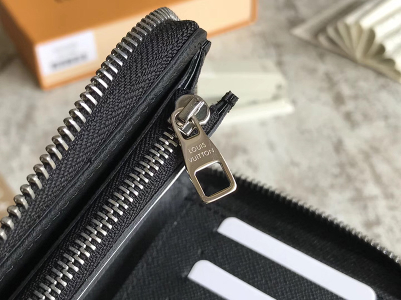 M30569 LV ZIPPY 拉鏈豎款錢夾 LV Taiga皮革錢包 LV男士錢包 LV拉鏈錢夾 全開