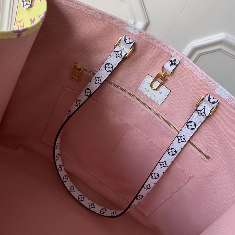 M44569 LV ONTHEGO 手袋 超大號 Monogram 印花迷你 Monogram 飾邊 紅色