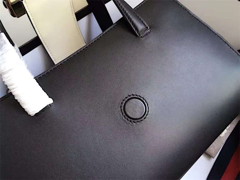 453756 Gucci女包 撞色牛皮 竹節(jié)珍珠扣 古馳手提包 寬肩帶單肩包 黑色