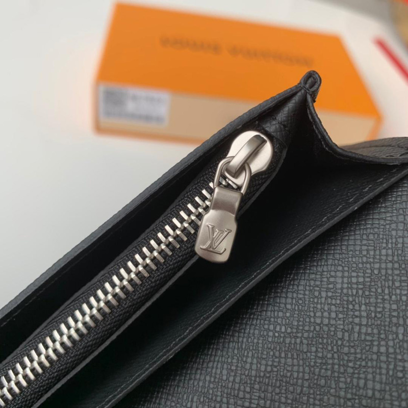 M67823 LV BRAZZA 錢夾 Monogram 帆布錢包 LV西裝夾 老花